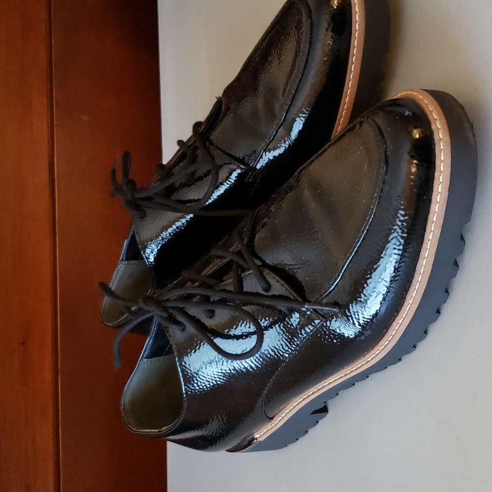 Franco Sarto Charles like new lace up Oxford loafers